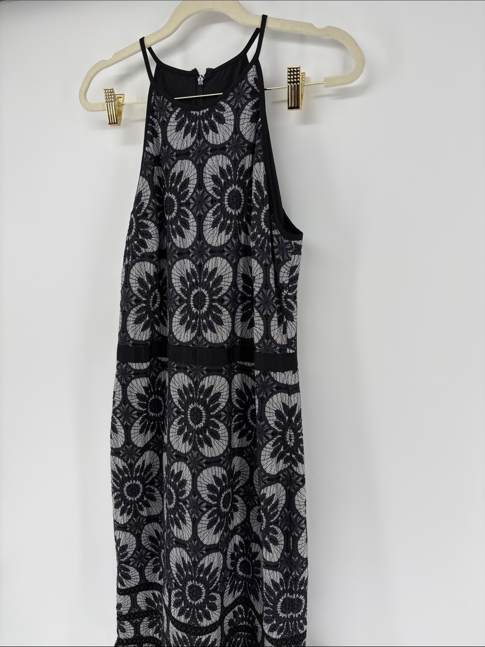 NWT Banana Republic Floral Lace Overlay Halter Maxi Tiered Dress - Black & White - Picture 3 of 11